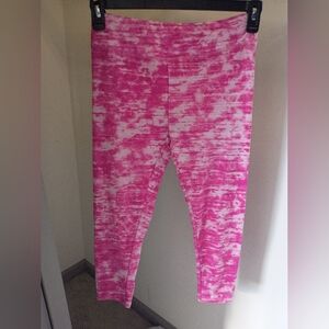Time and Tru Pink Leggings with Tie-Dye Pattern